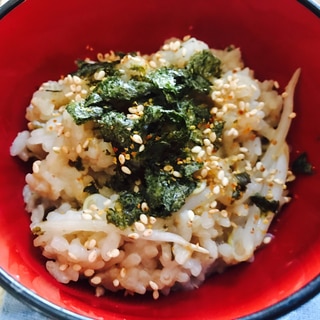 リメイク！サバ缶つゆともやしの味噌汁海苔雑炊